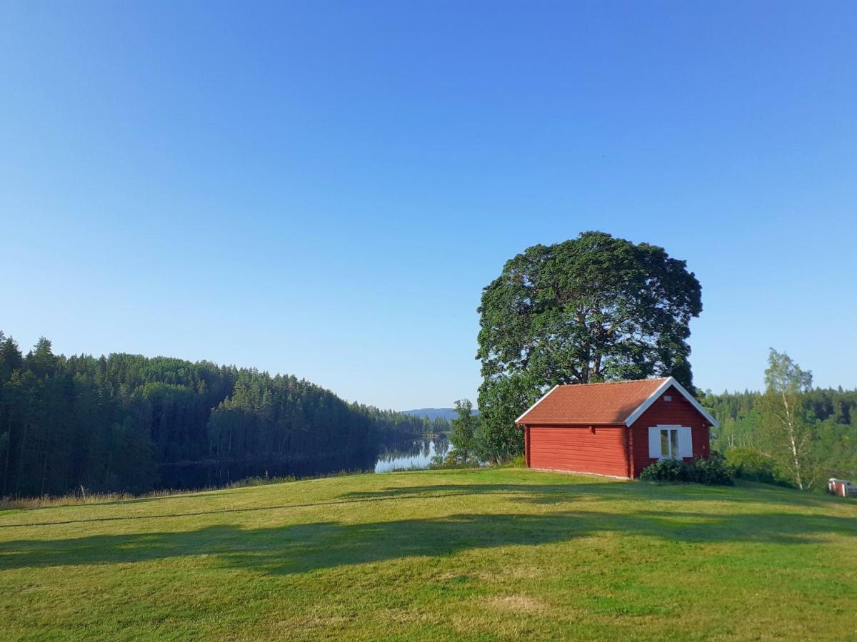 Smedjebacken Villa Gladtjarn מראה חיצוני תמונה